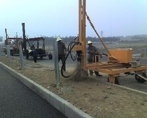 北川护栏板安装施工队专业技术团队