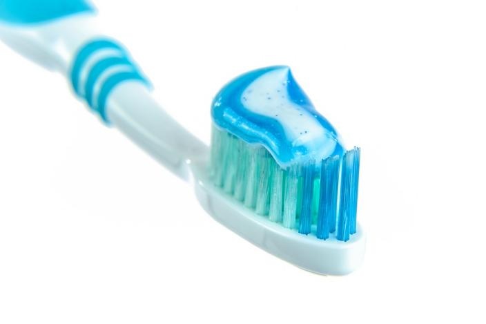 二氧化硅PK碳酸钙：谁是牙膏摩擦剂的首选？